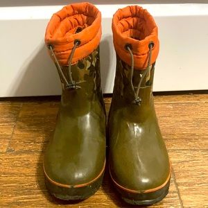 Bogs snow boots for youth size 3